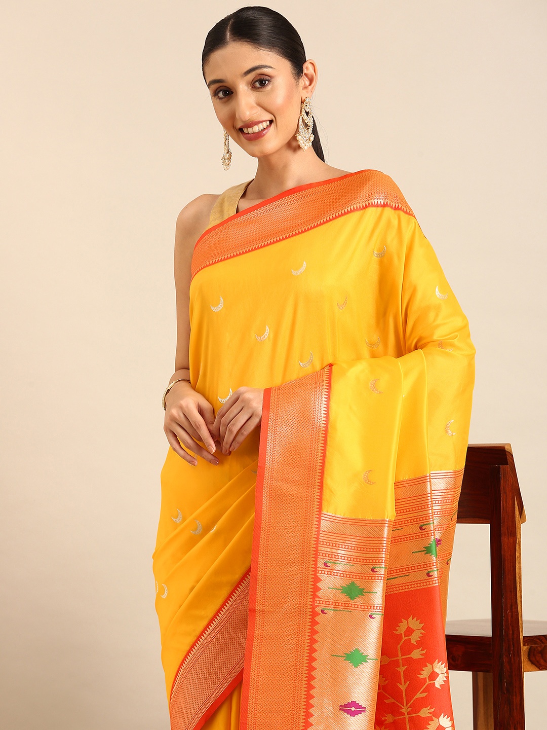 

Mitera Woven Design Zari Silk Blend Designer Paithani Saree, Yellow