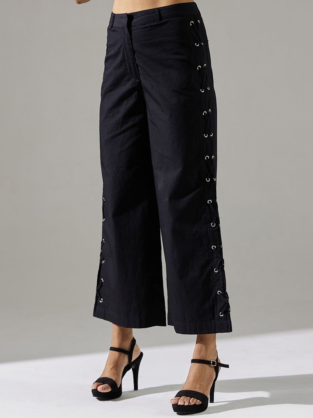 

Aamili Women Cotton Mid-Rise Straight Fit Trousers, Black