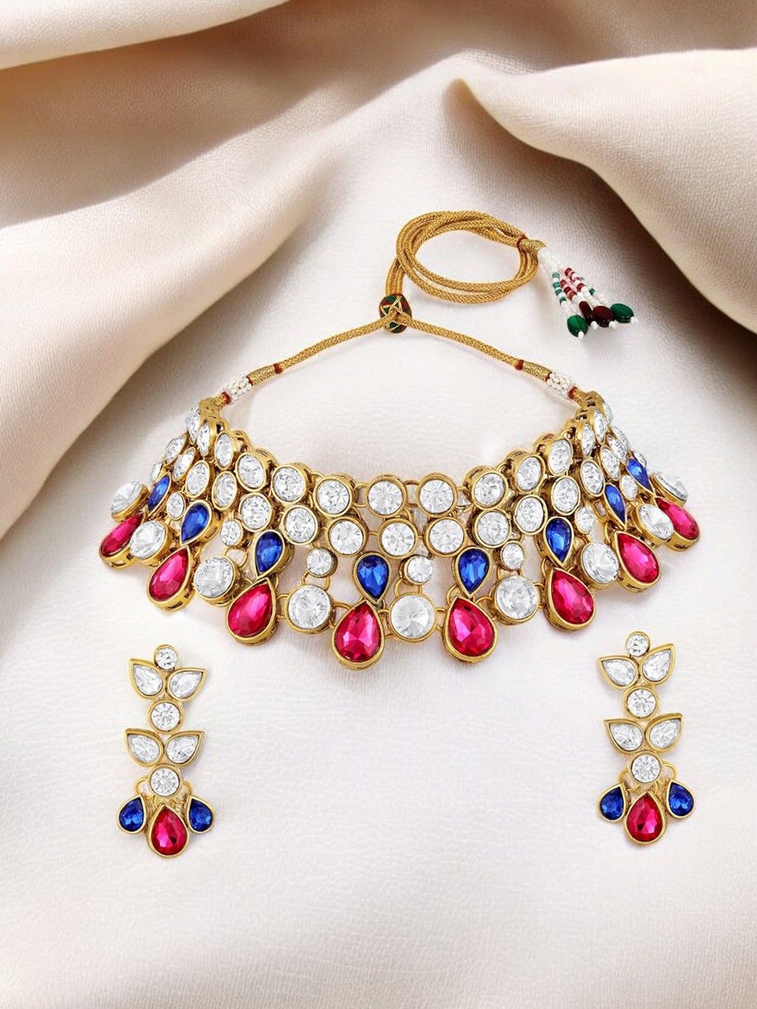 

Stefan Gold Plated Kundan Stone Studded Choker Jewellery Set