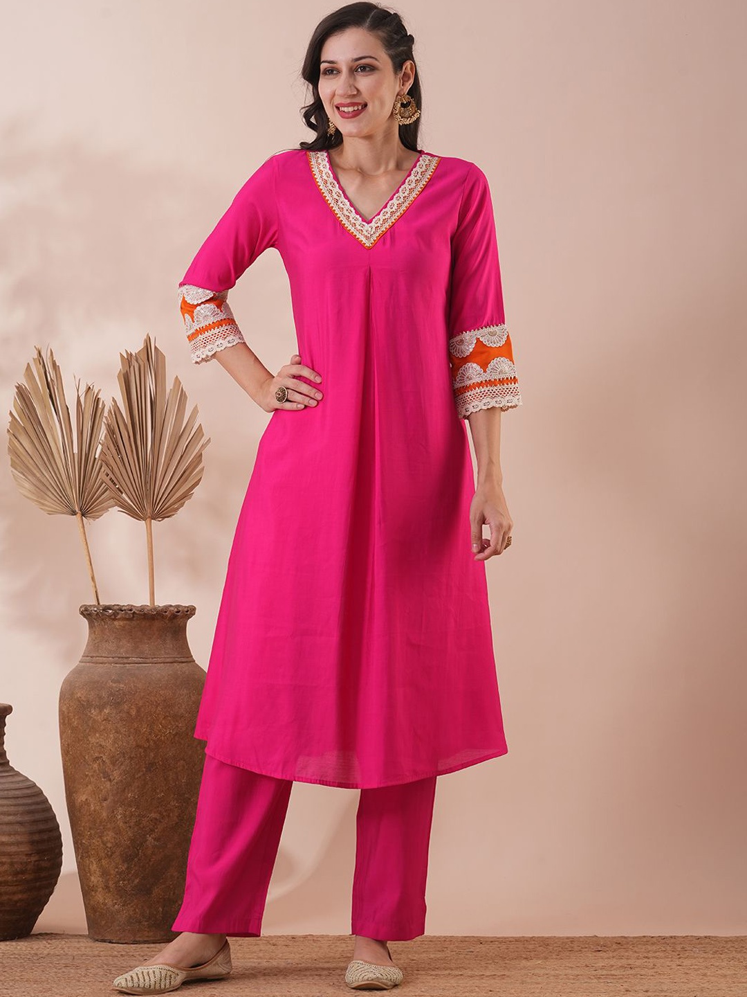 

FASHOR Embroidered Thread Work Regular V-Neck Anarkali Kurta with Trousers, Pink