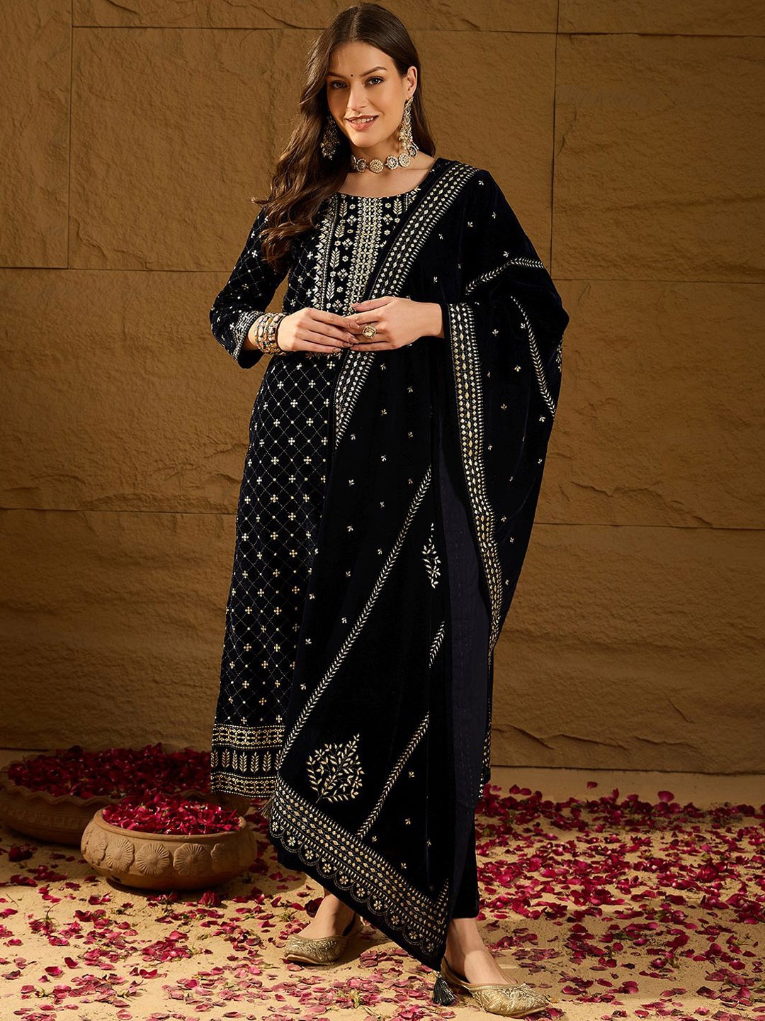 

KALINI Ethnic Motifs Embroidered Sequinned Velvet Kurta With Trouser And Dupatta, Navy blue