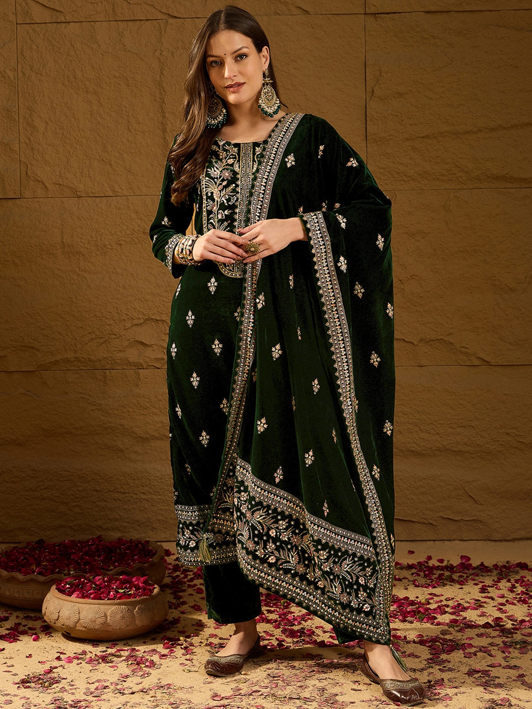 

AHIKA Green Floral Embroidered Round Neck Velvet Straight Kurta With Trousers & Dupatta