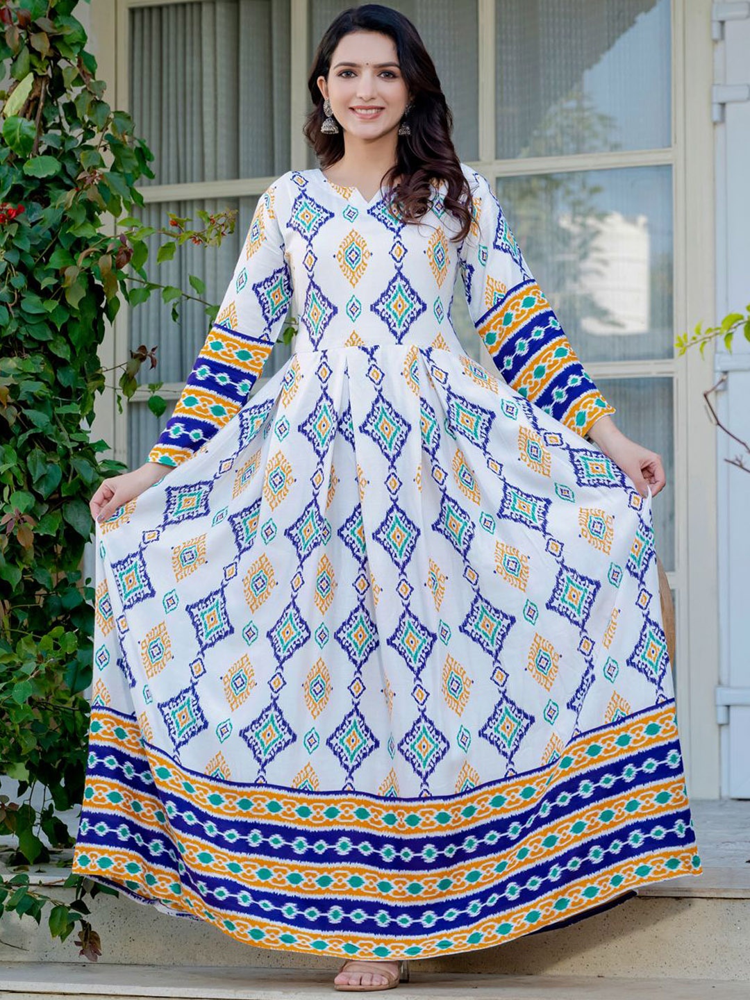 

ARADHNA Ethnic Motifs Printed Notch Neck Anarkali Kurta, White