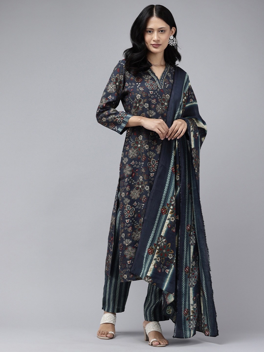 

Stellaxmi 24 Floral Printed Beads & Stones Kurta with Trousers & With Dupatta, Navy blue