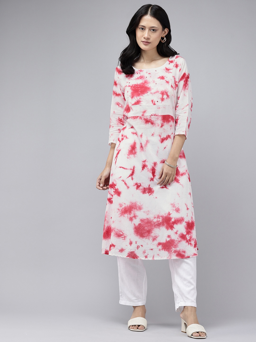 

Stellaxmi 24 Women Printed Mirror Work Pure Cotton Kurta, Red
