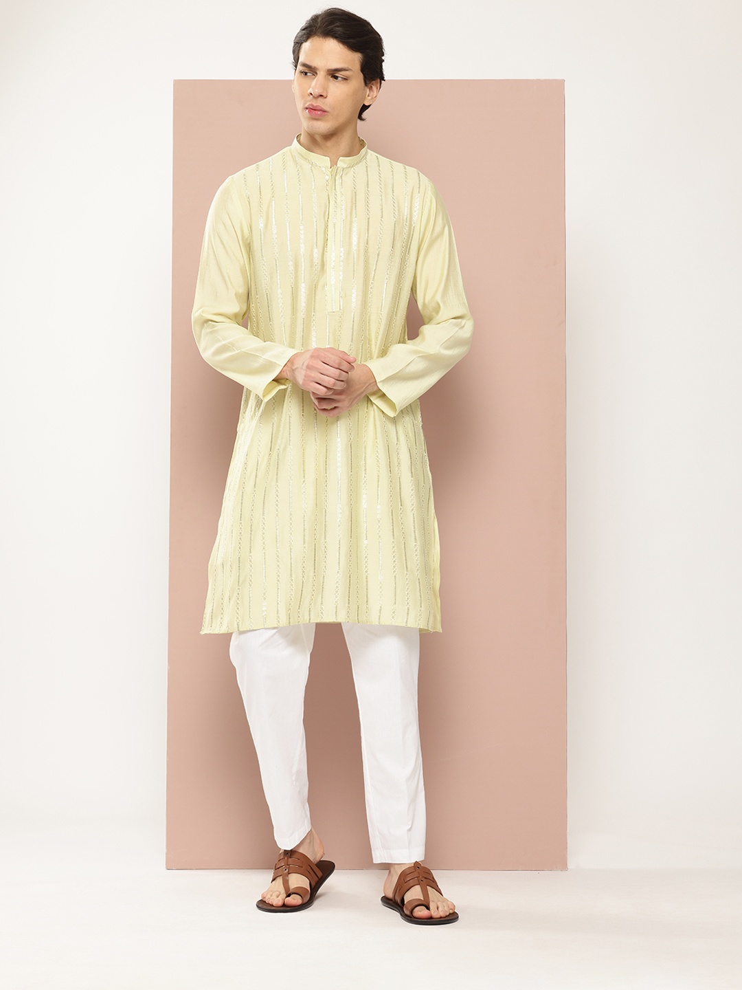 

See Designs Men Embroidered Sequinned Chanderi Silk Kurta with Pyjamas, Green