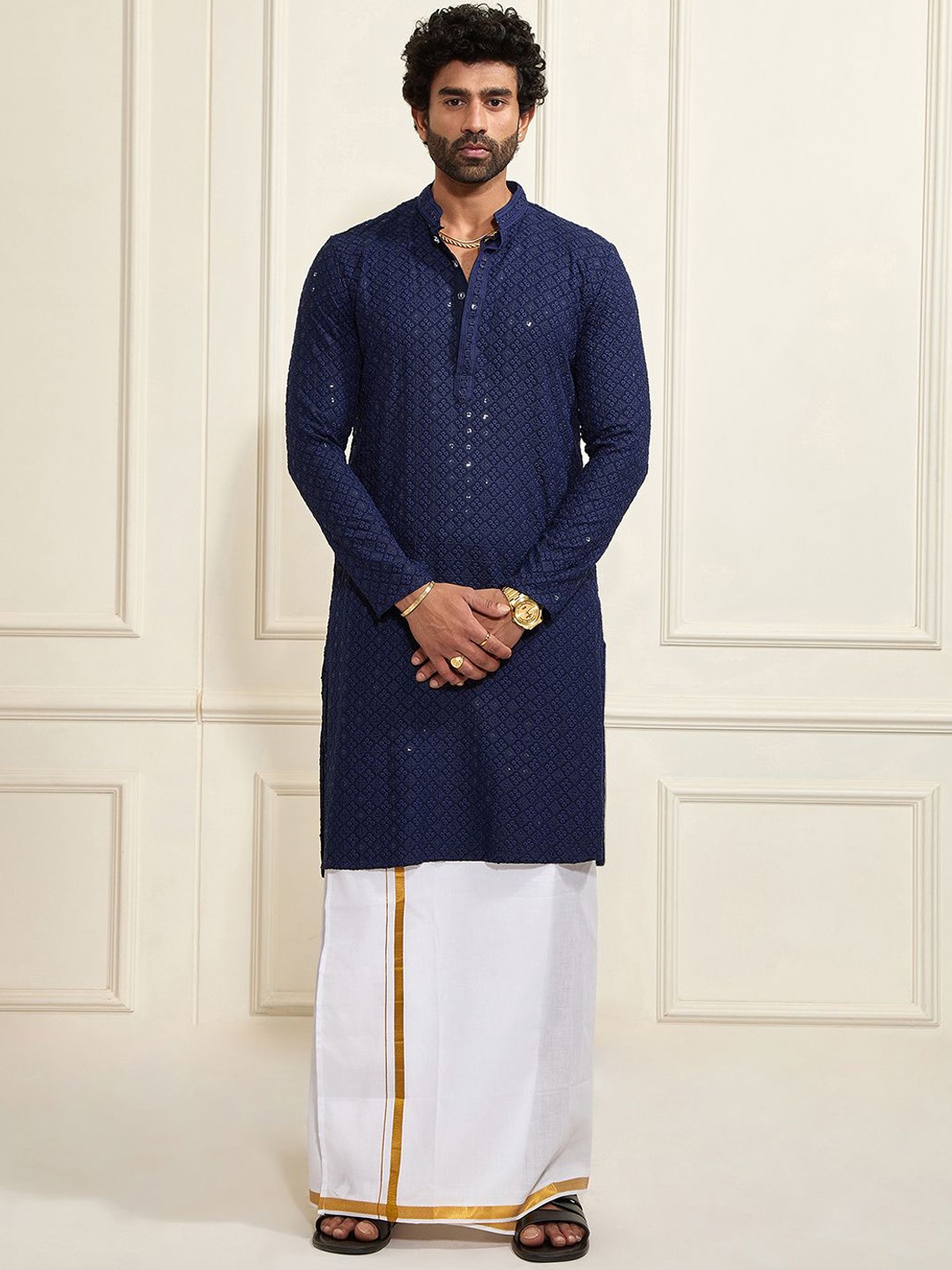 

VASTRAMAY Men Ethnic Motifs Embroidered Regular Sequinned Kurta, Navy blue