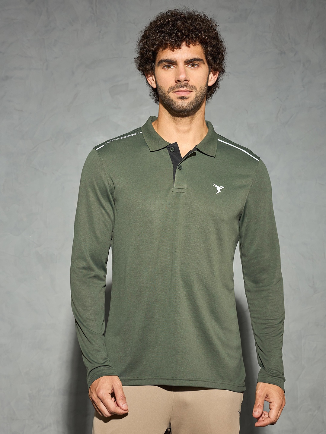 

Technosport Men Solid Polo Collar Antimicrobial Slim Fit Sport T-shirt, Green