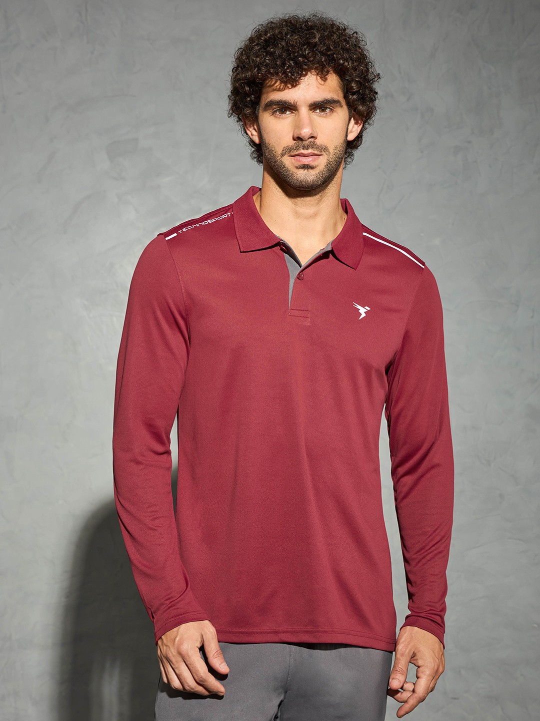 

Technosport Men Solid Polo Collar Antimicrobial Slim Fit Sport T-shirt, Red