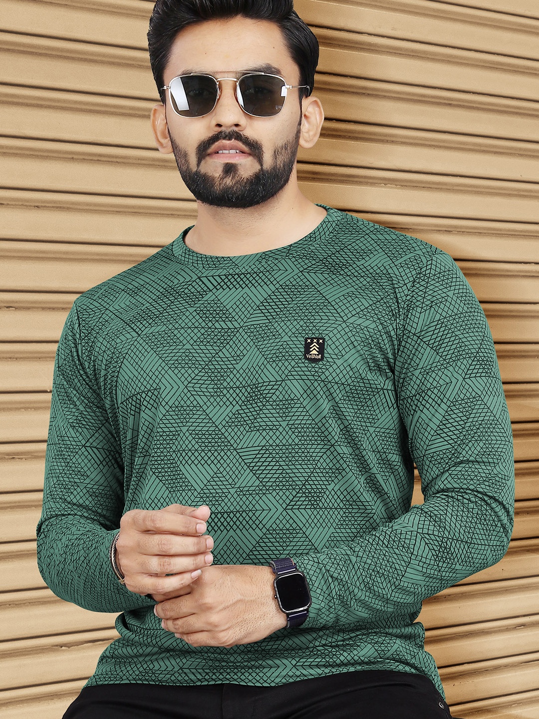 

VeBNoR Men Geometric Printed Round Neck Casual T-shirt, Green