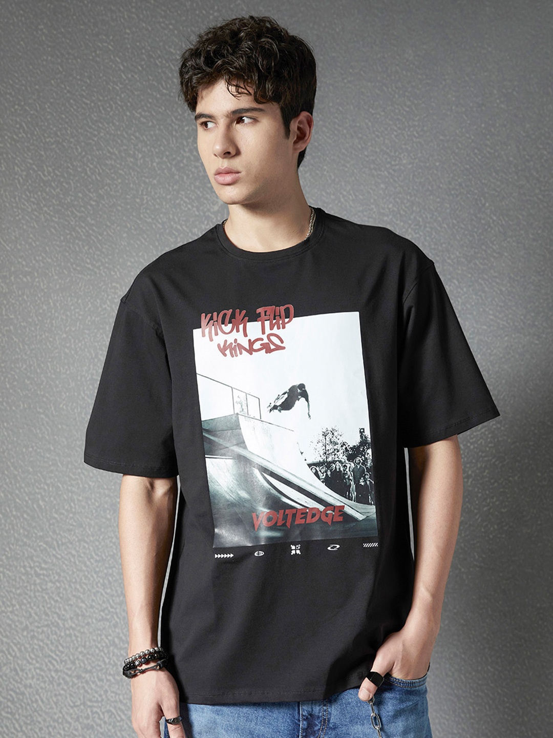 

VOLTEDGE Men Printed Stretchable T-shirt, Blue