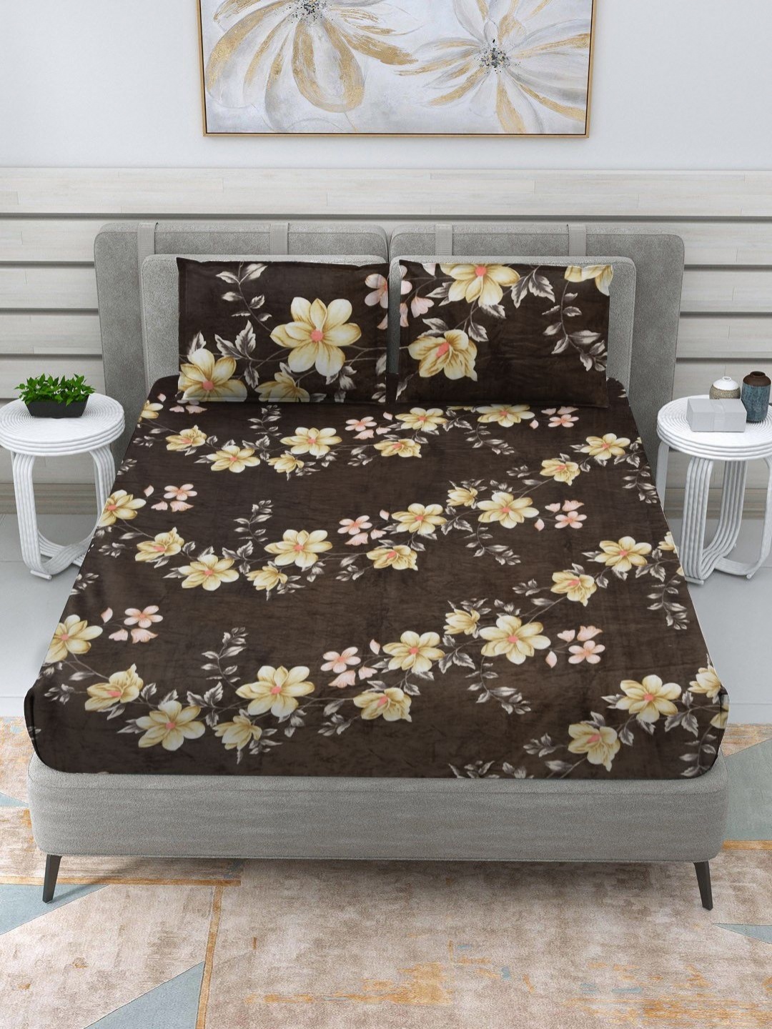 

Myntra Elegant Homes Brown & White Floral 300 TC Queen Bedsheet with 2 Pillow Covers