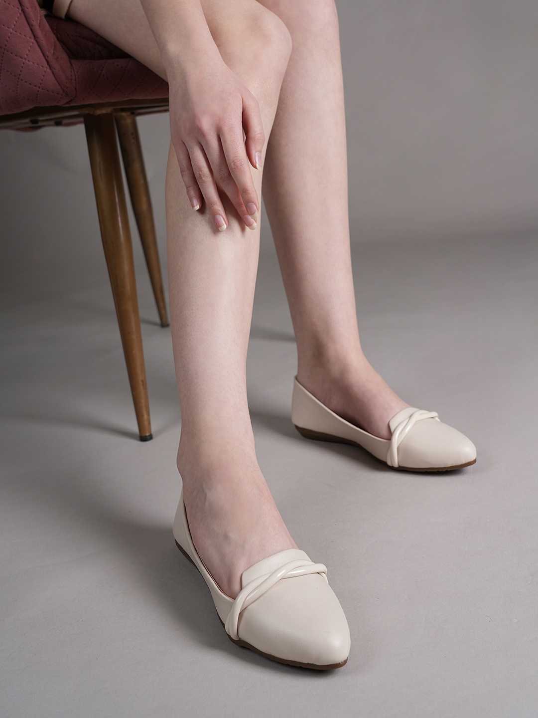 

DressBerry Women Ballerinas Flats, Cream