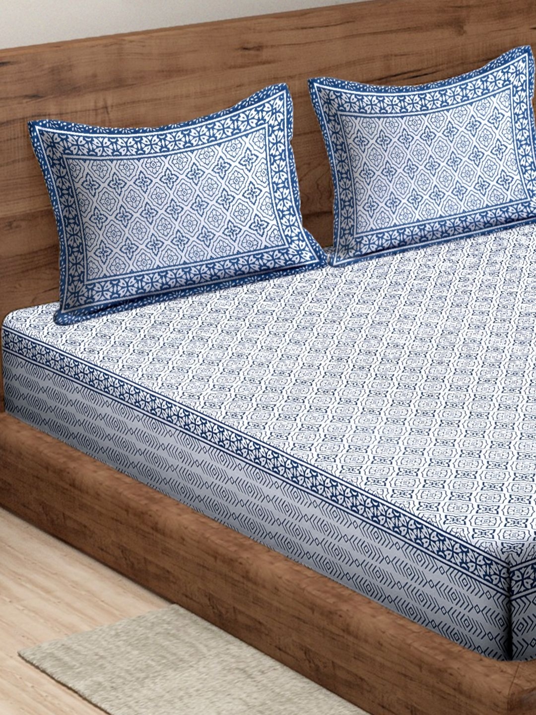 

Rajasthan Decor White & Blue Floral 180 TC King Bedsheet with 2 Pillow Covers
