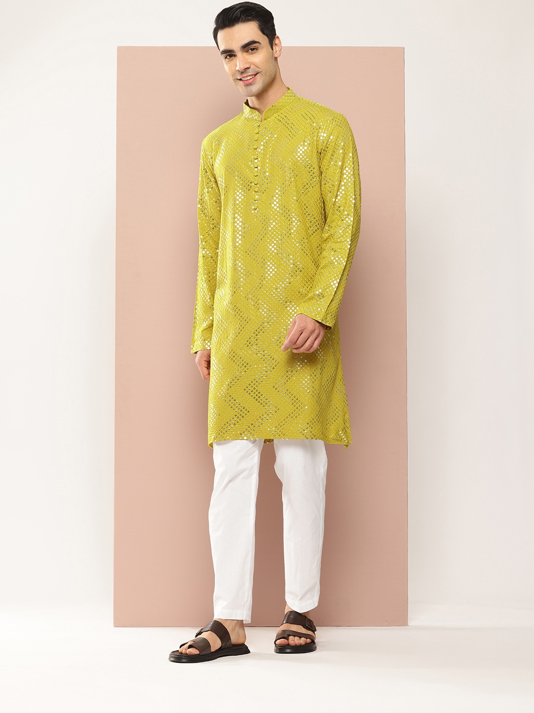 

See Designs Men Embroidered Sequinned Kurta with Pyjamas, Lime green