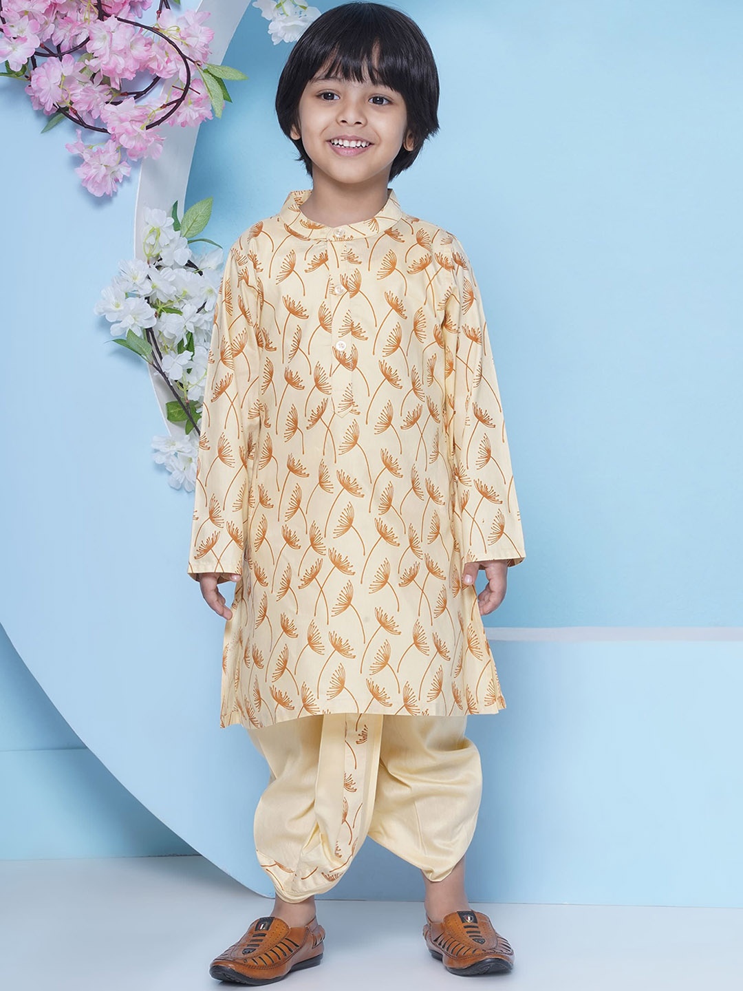 

Sethukrishna Boys Floral Printed Band Collar Straight Kurta, Beige