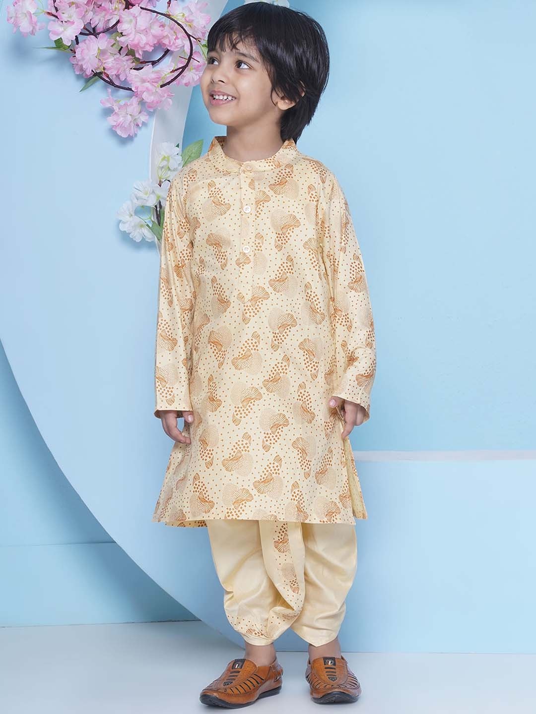 

Sethukrishna Boys Geometric Mandarin Collar Printed Straight Kurta, Cream