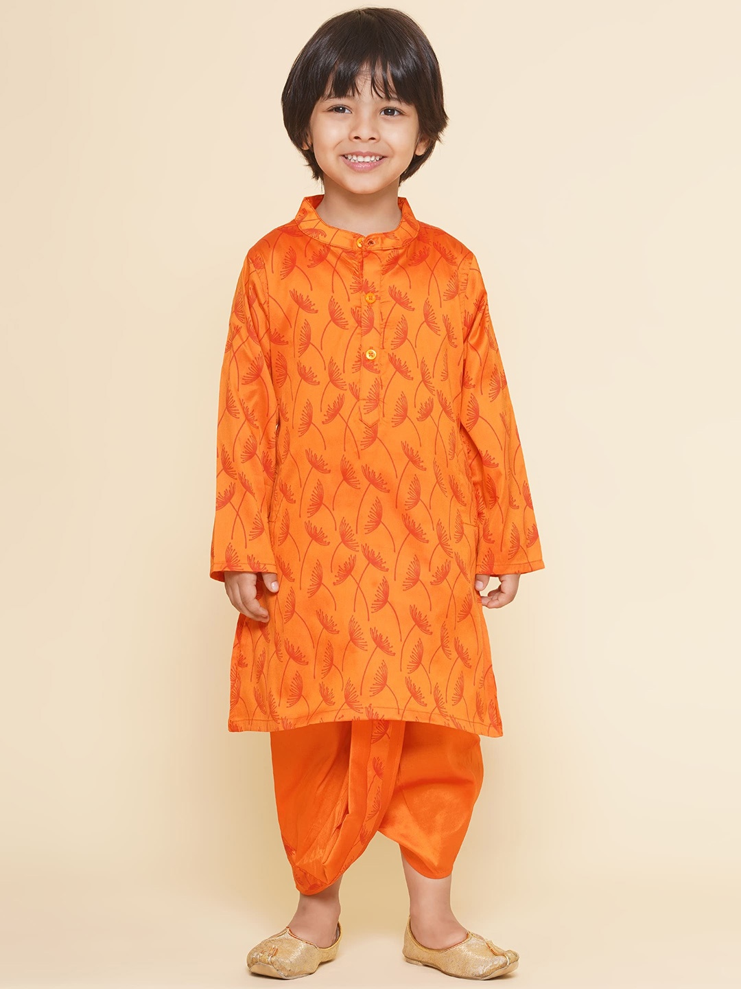 

Sethukrishna Boys Floral Mandarin Collar Printed Straight Kurta, Orange