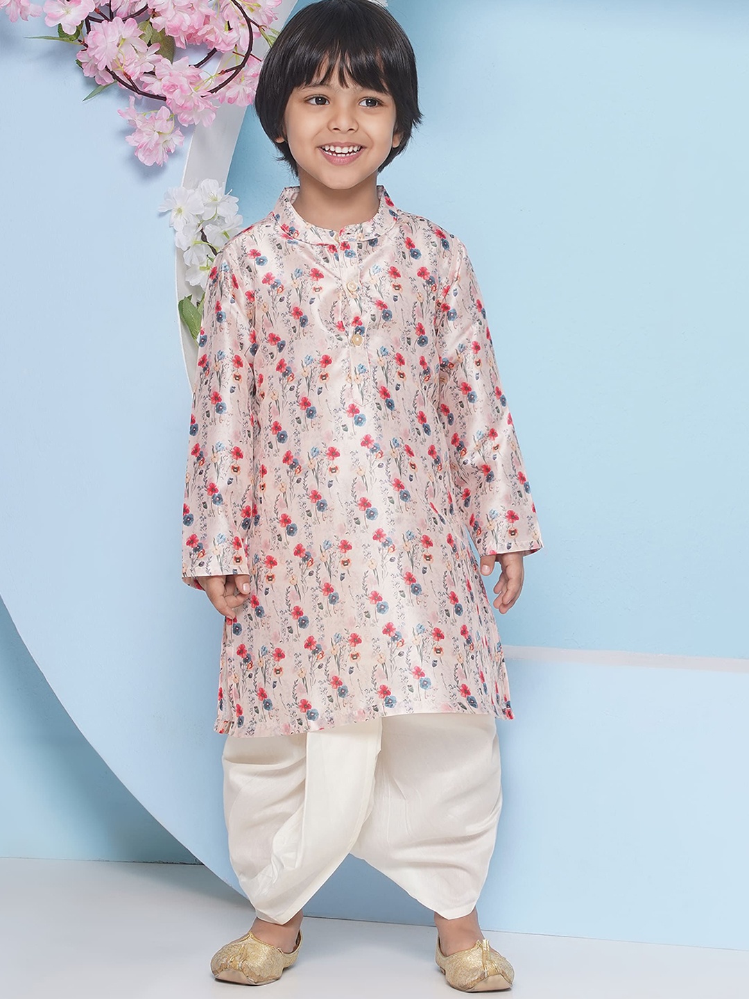 

Sethukrishna Boys Floral Printed Band Collar Straight Kurta With Dhoti Pant, Pink