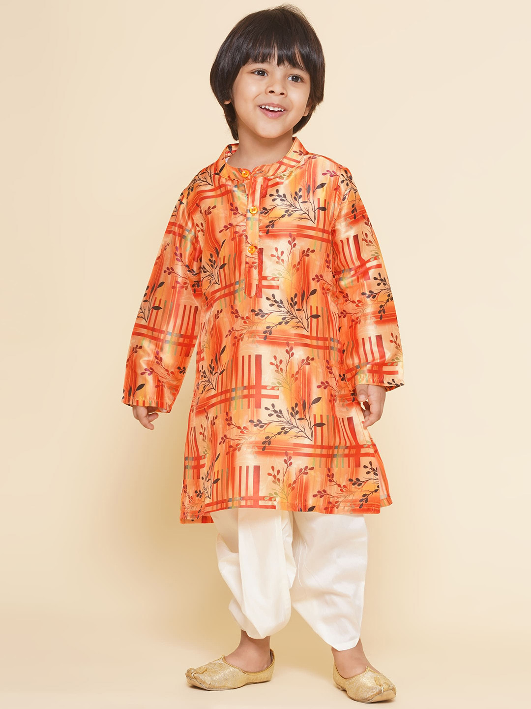 

Sethukrishna Boys Floral Printed Band Collar Straight Kurta With Dhoti Pant, Orange