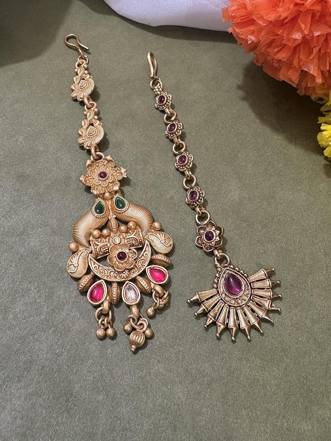 

ATIBELLE Set of 2 Gold-Plated Stone Studded & Beaded Floral Shaped Maang Tikkas