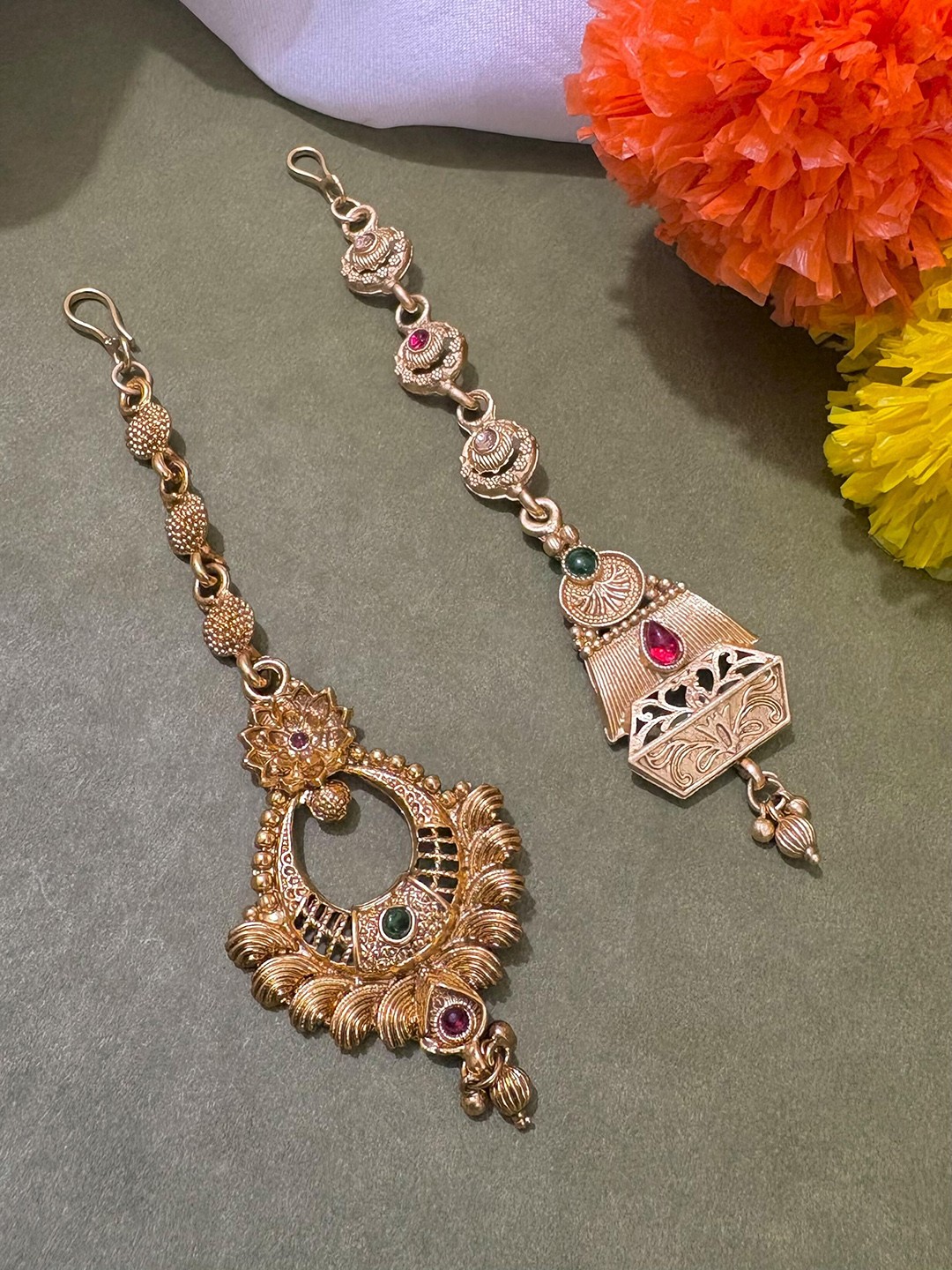 

ATIBELLE Set of 2 Gold-Plated Stone Studded & Beaded Floral Shaped Maang Tikkas