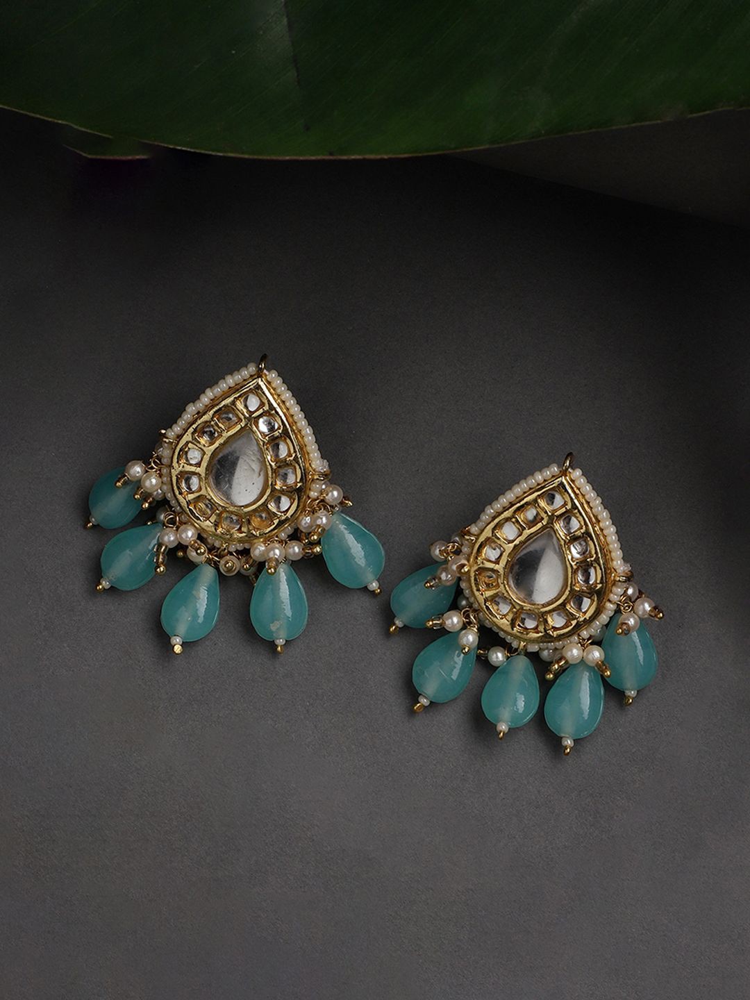 

DUGRISTYLE Aab-e-Neel Gold-Plated Kundan Studed Teardrop Shaped Drop Earrings, Blue