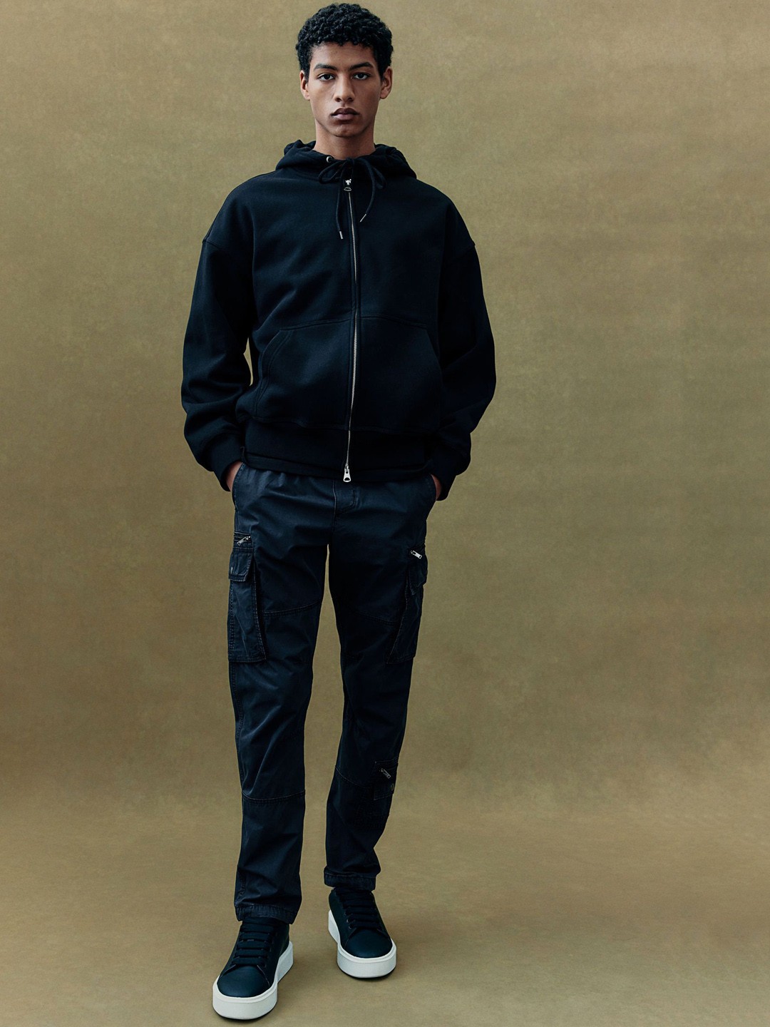 

H&M Regular Fit Twill Cargo Trousers, Black