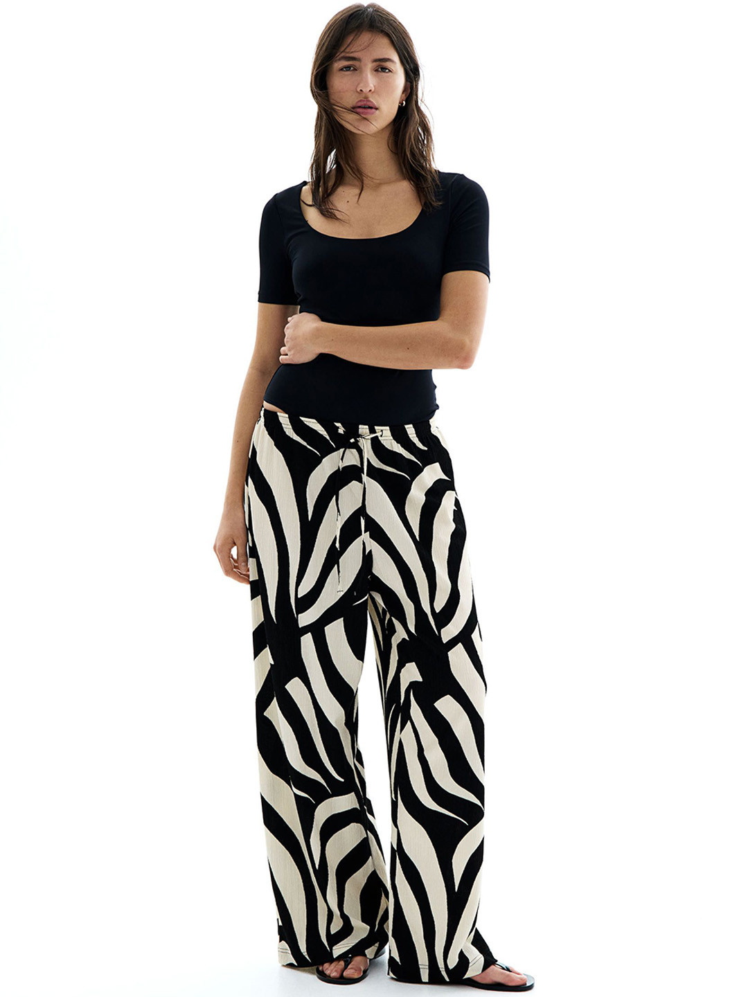 

H&M Textured Jersey Drawstring Trousers, Black