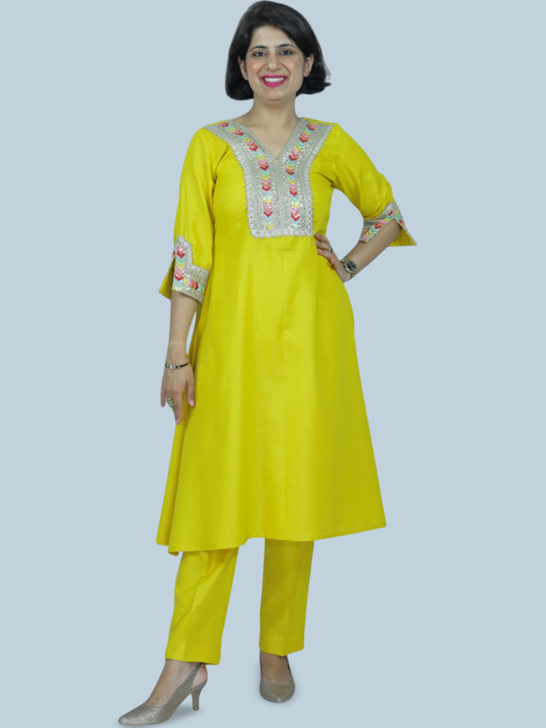 

GEETUES Women Regular Pure Cotton Kurta with Trousers, Mustard