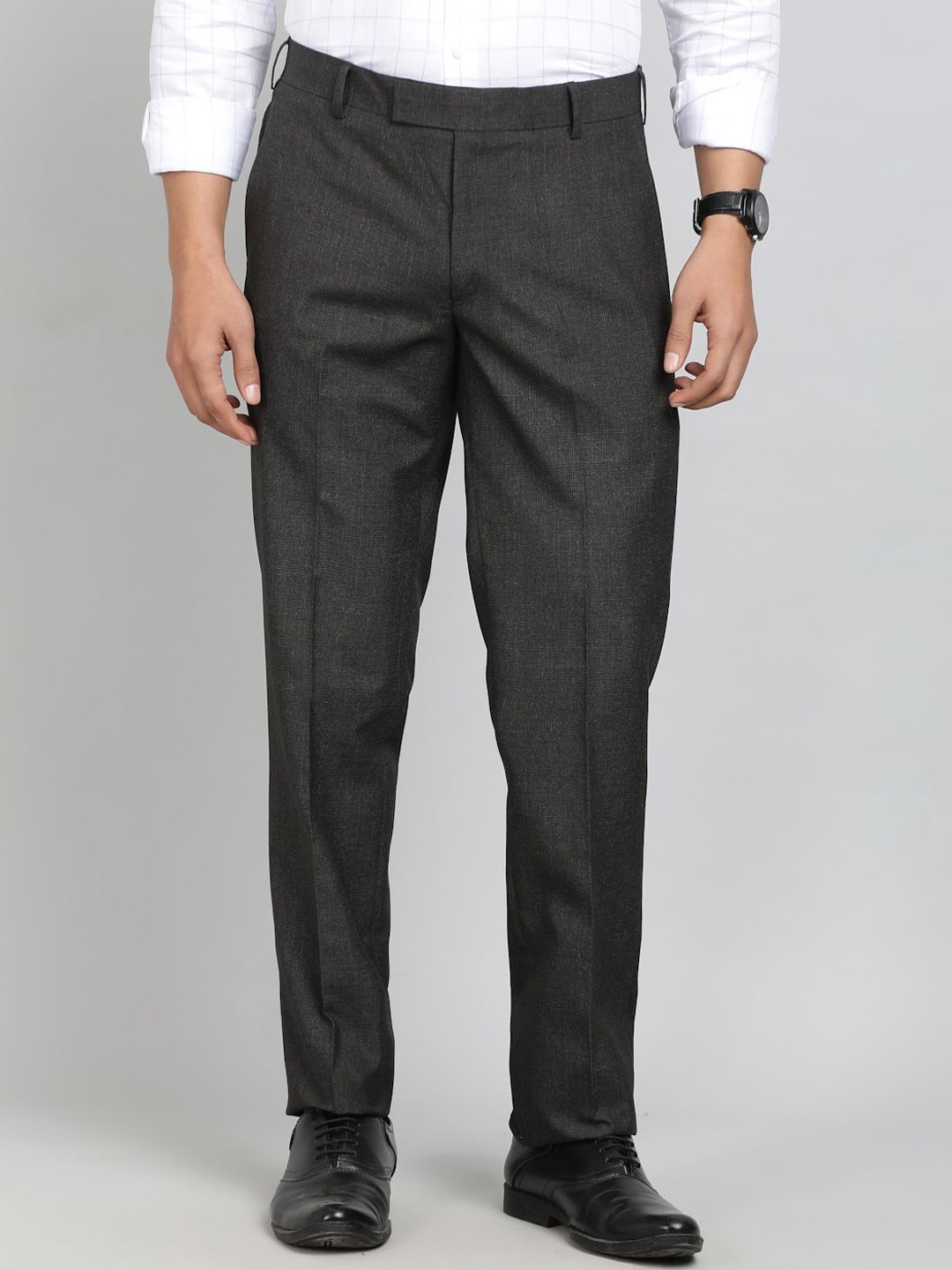 

Greenfibre Men Slim Fit Trousers, Brown