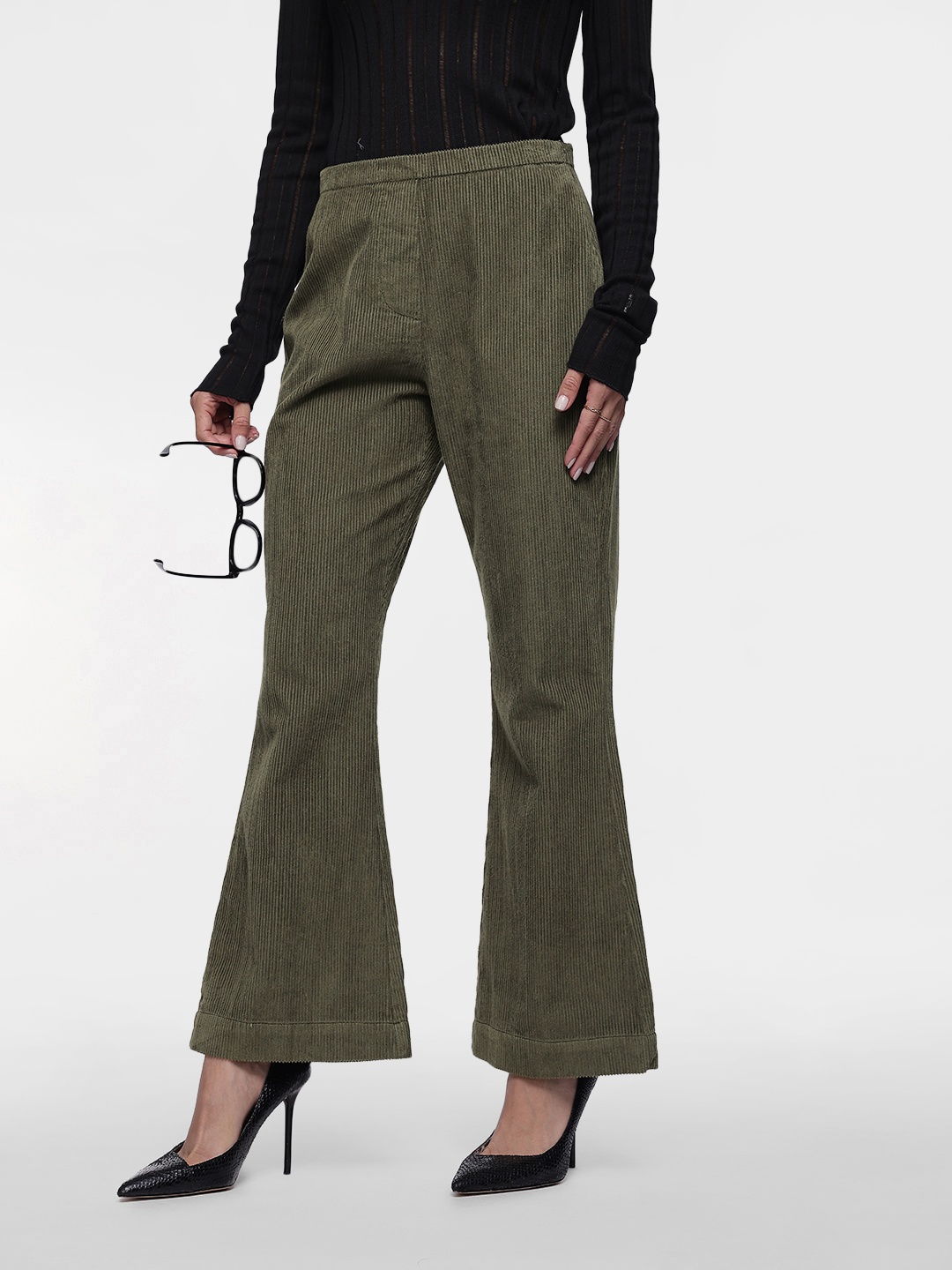 

French Connection Women Corduroy Pure Cotton Regular Trousers, Olive