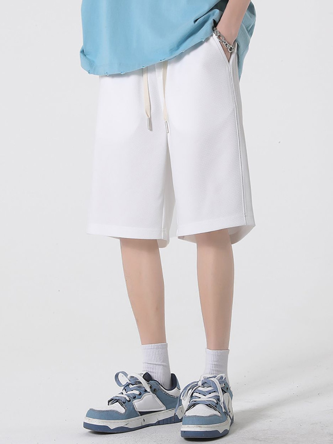 

StyleCast x Revolte Men Mid-Rise Shorts, White