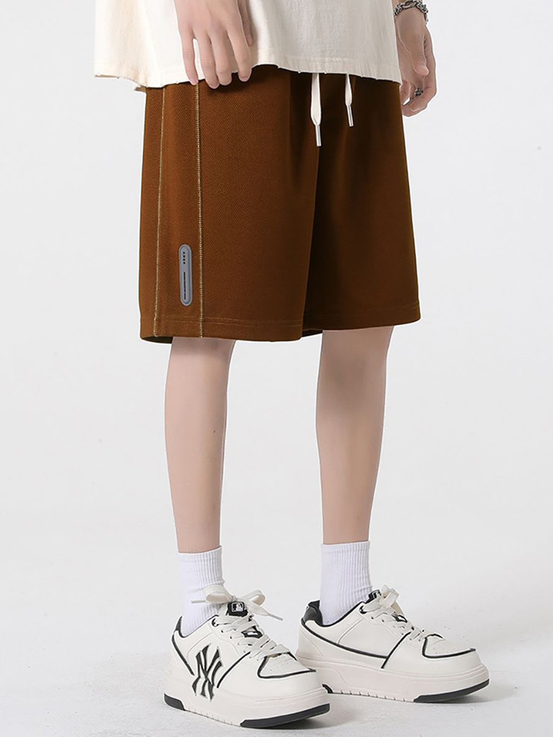 

StyleCast x Revolte Men Mid-Rise Regular Shorts, Coffee brown