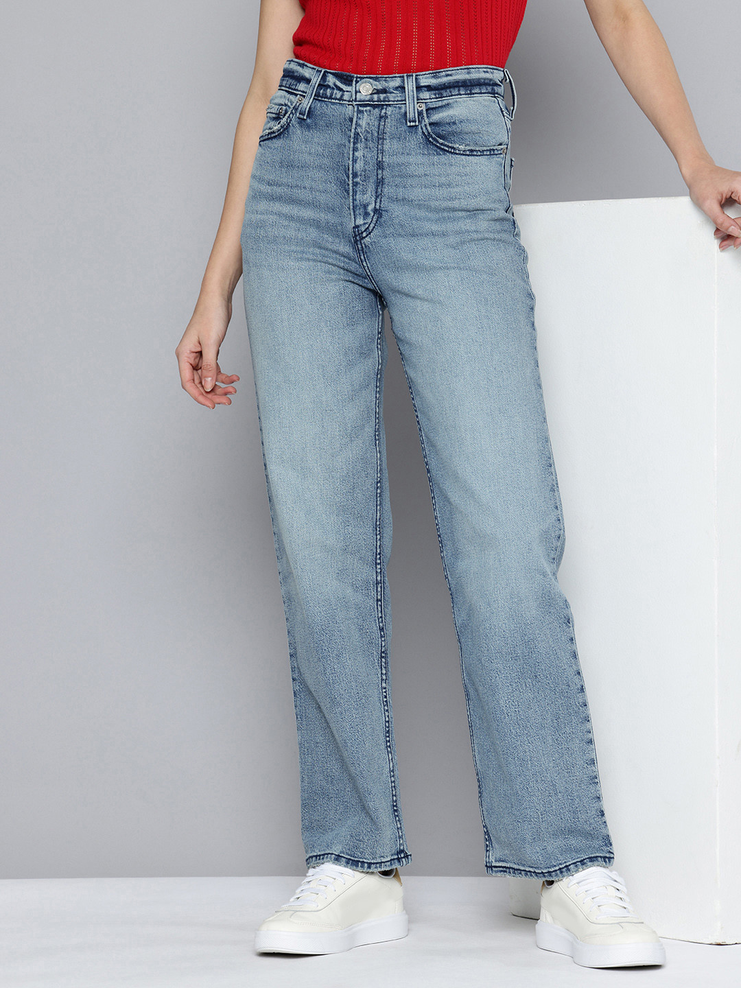 

Levis Women Straight Fit Heavy Fade Stretchable Jeans, Blue