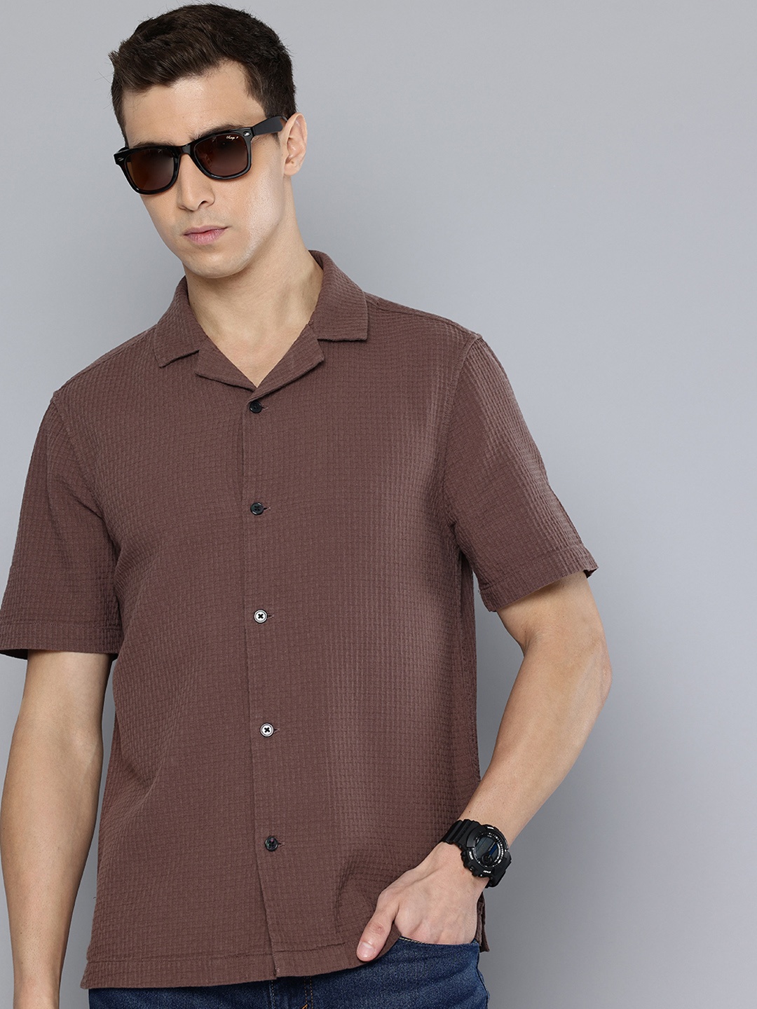 

Levis Pure Cotton Self Design Relaxed Fit Textured Shirt, Brown