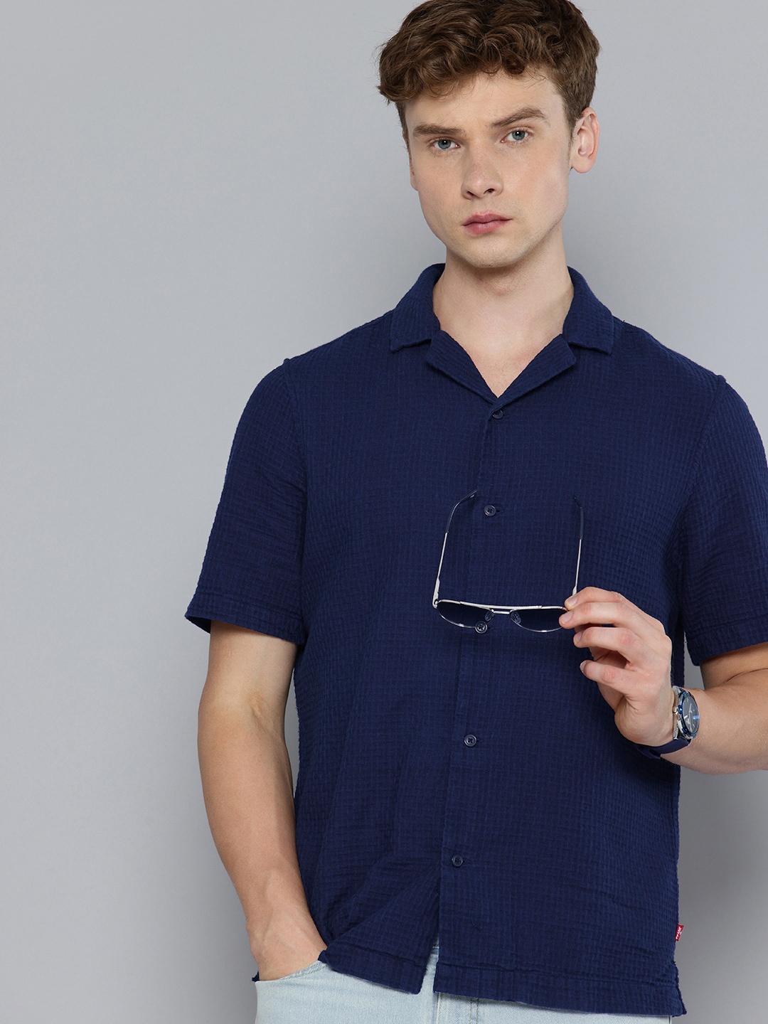 

Levis Pure Cotton Textured Relaxed Fit Casual Shirt, Navy blue
