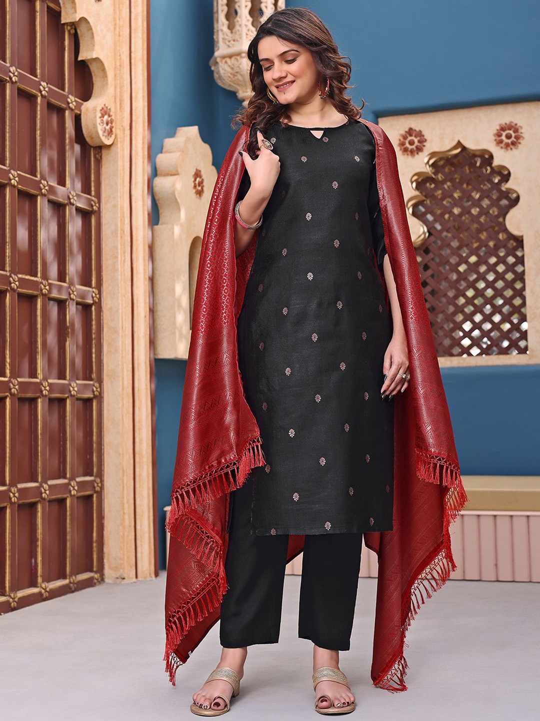 

BAESD Floral Woven Design Keyhole Neck Art Silk Straight Kurtas, Black