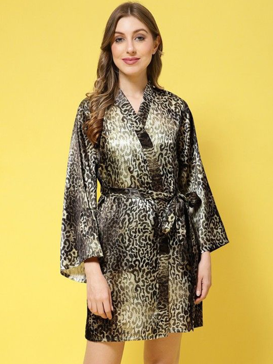 

Xivir Women Printed Robe with Belt, Black