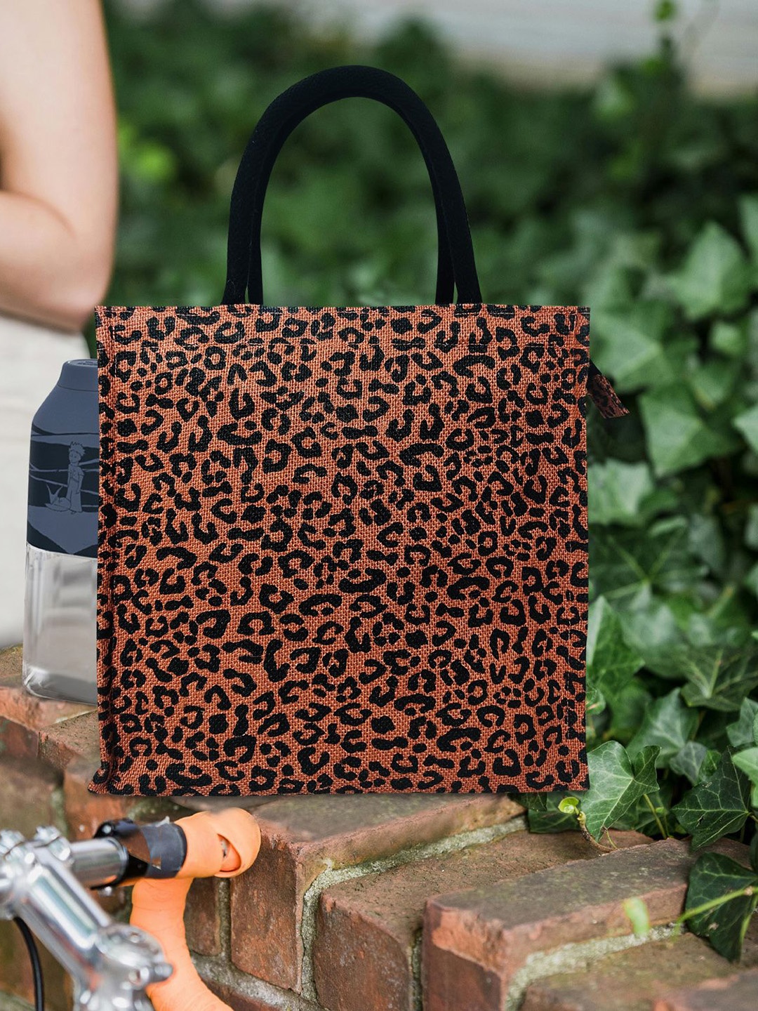 

earthbags Graphic Leopard Printed Lunch Bag, Brown