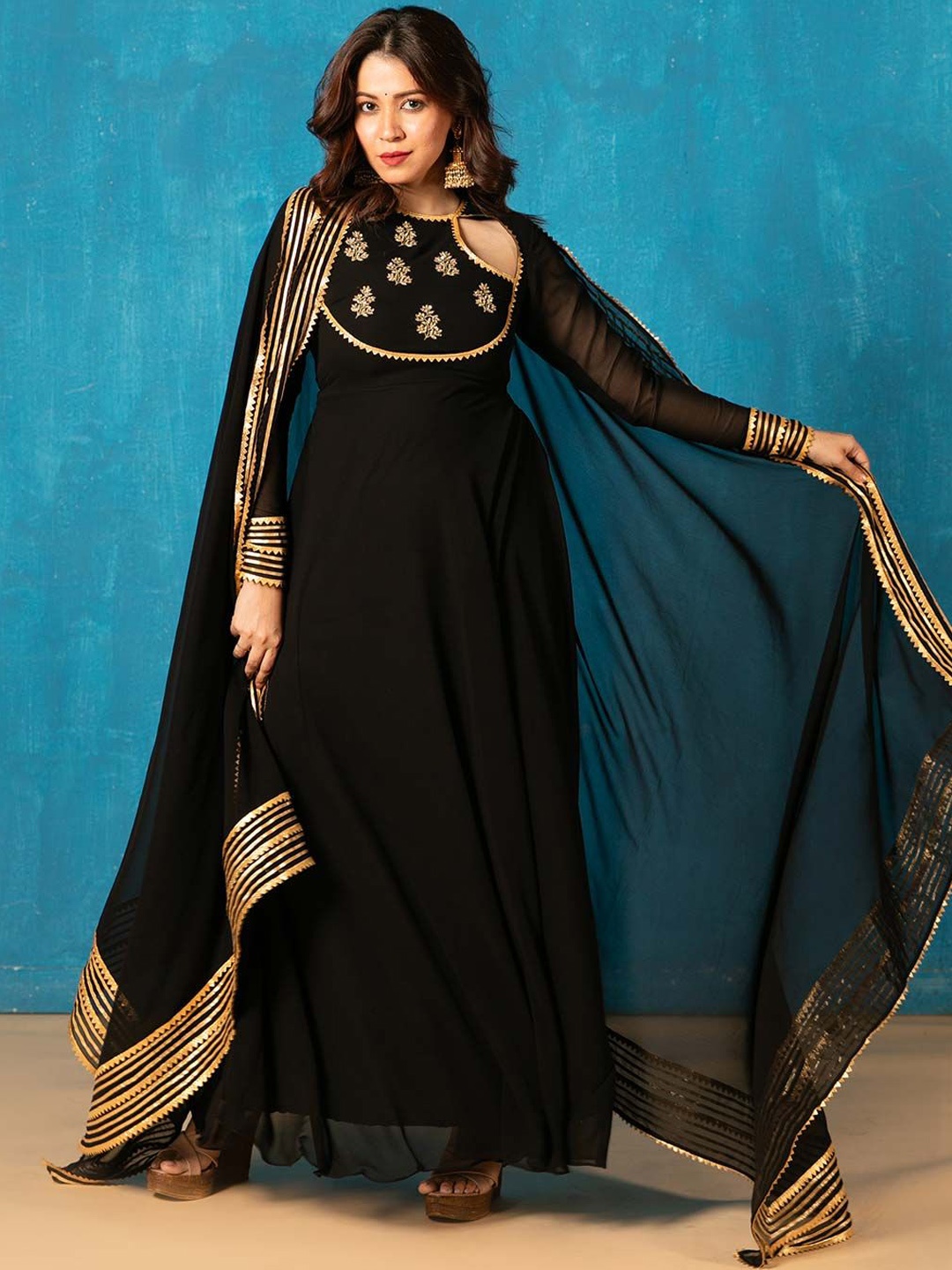 

NUD Embellished Yoke Design Gotta Patti Panelled Georgette Anarkali Kurta With Dupatta, Black