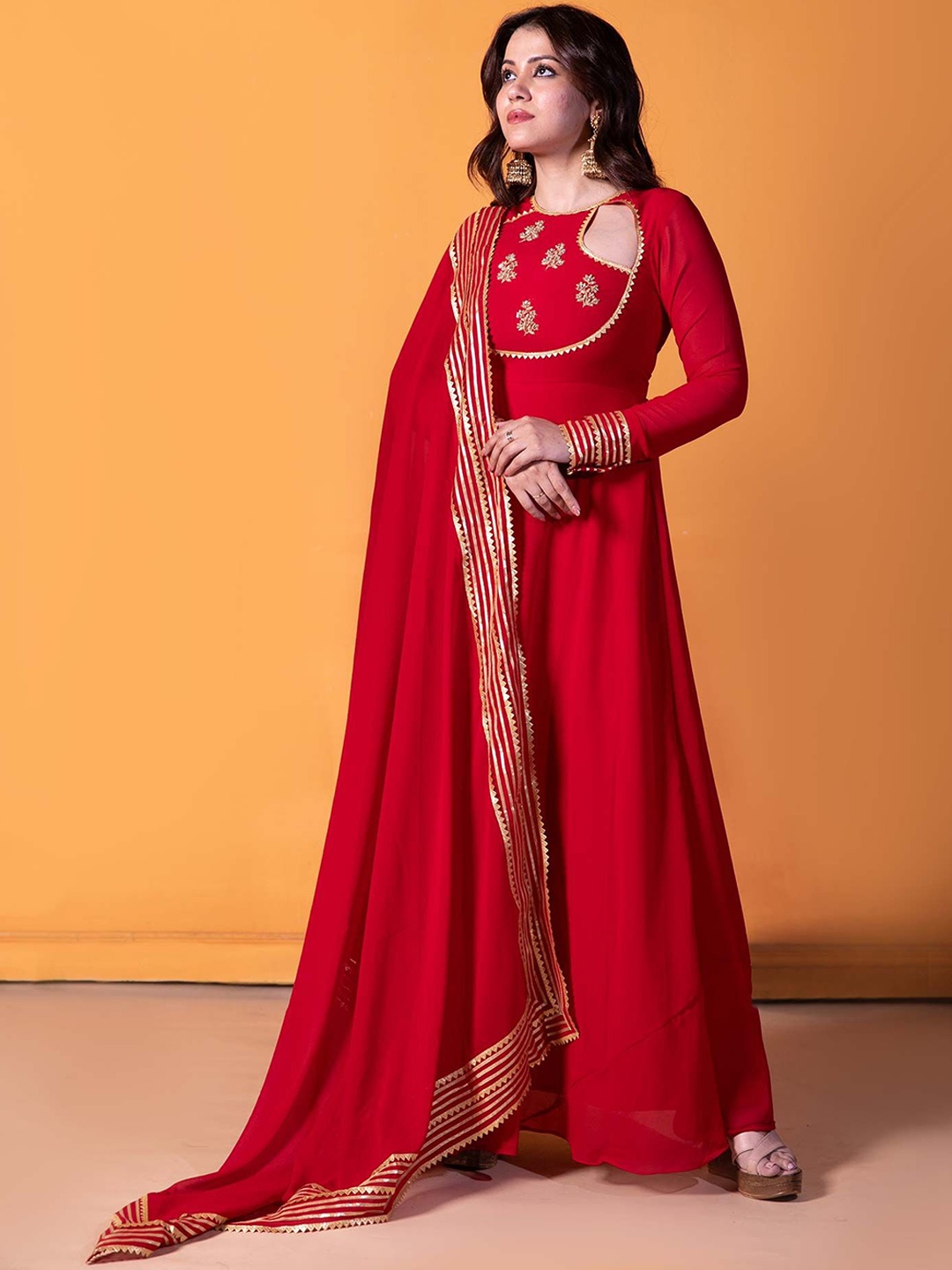 

NUD Embellished Yoke Design Gotta Patti Panelled Georgette Anarkali Kurta With Dupatta, Red