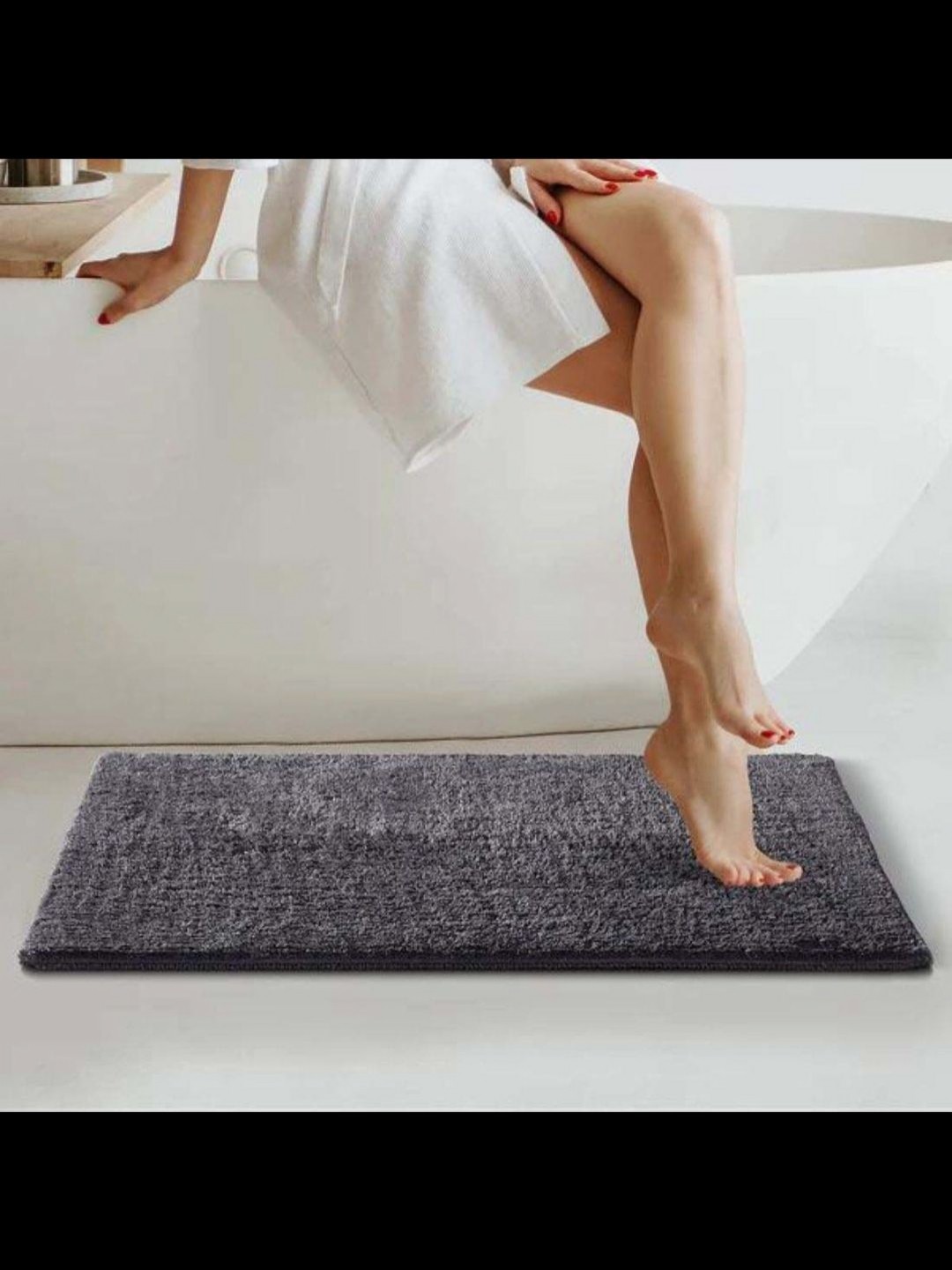 

MAA HOME CONCEPT Grey Self-design 1500 GSM Microfiber Anti-Skid Bath Rug