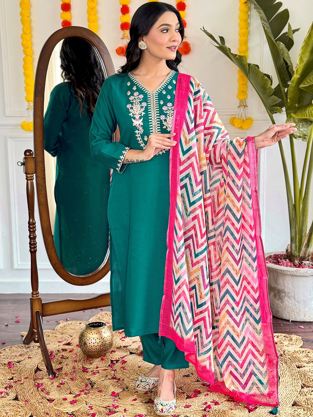 

KALINI Yoke Design Floral Thread Work V-Neck Kurta With Trousers And Dupatta, Green