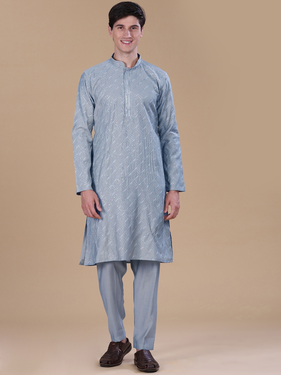 

Anouk Blue Geometric Sequence Pure Cotton Mandarin Collar Kurta With Pyjama