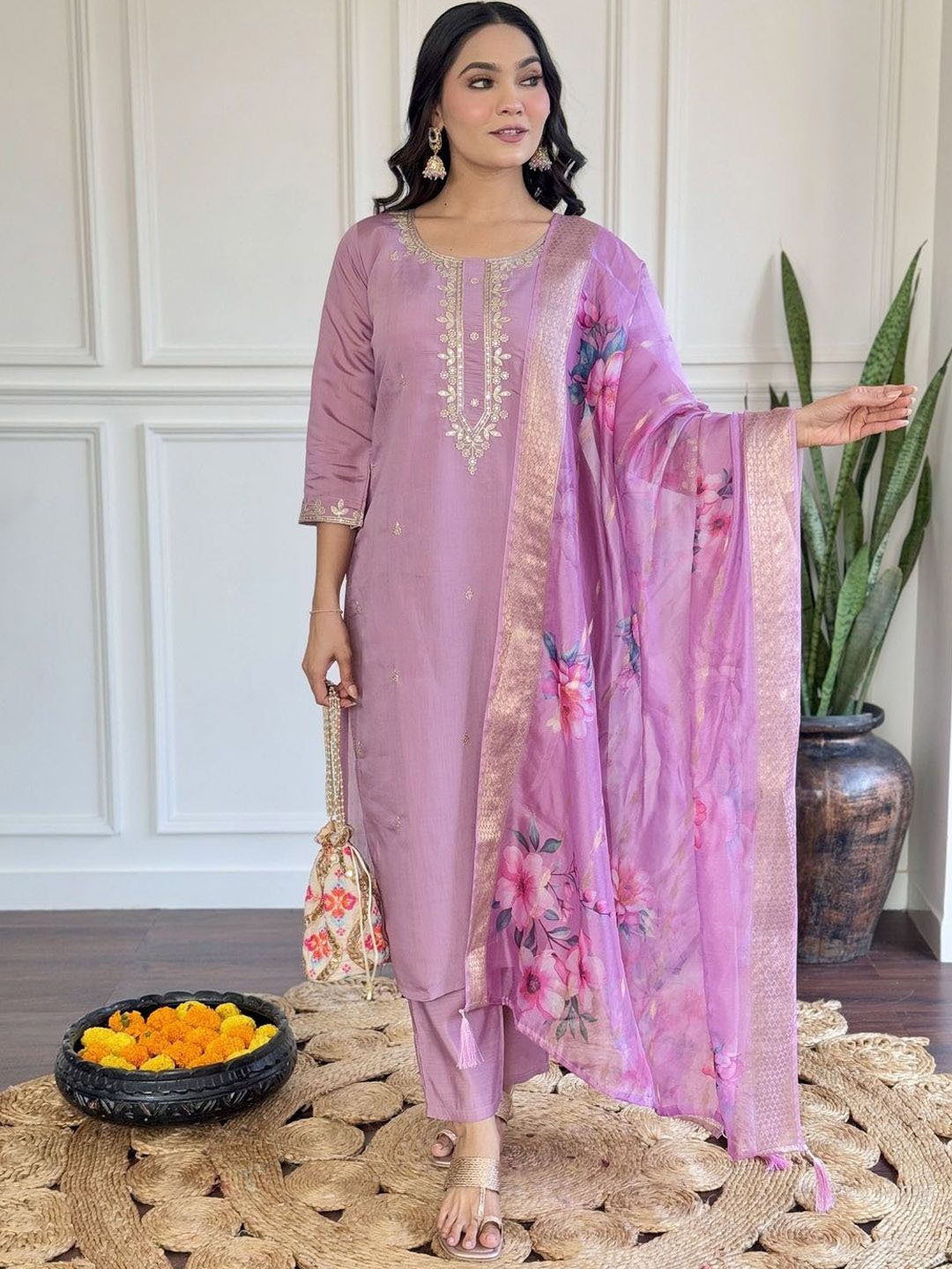 

REALLTREND Floral Embroidered Round Neck Sequinned Straight Kurta With Trousers & Dupatta, Lavender