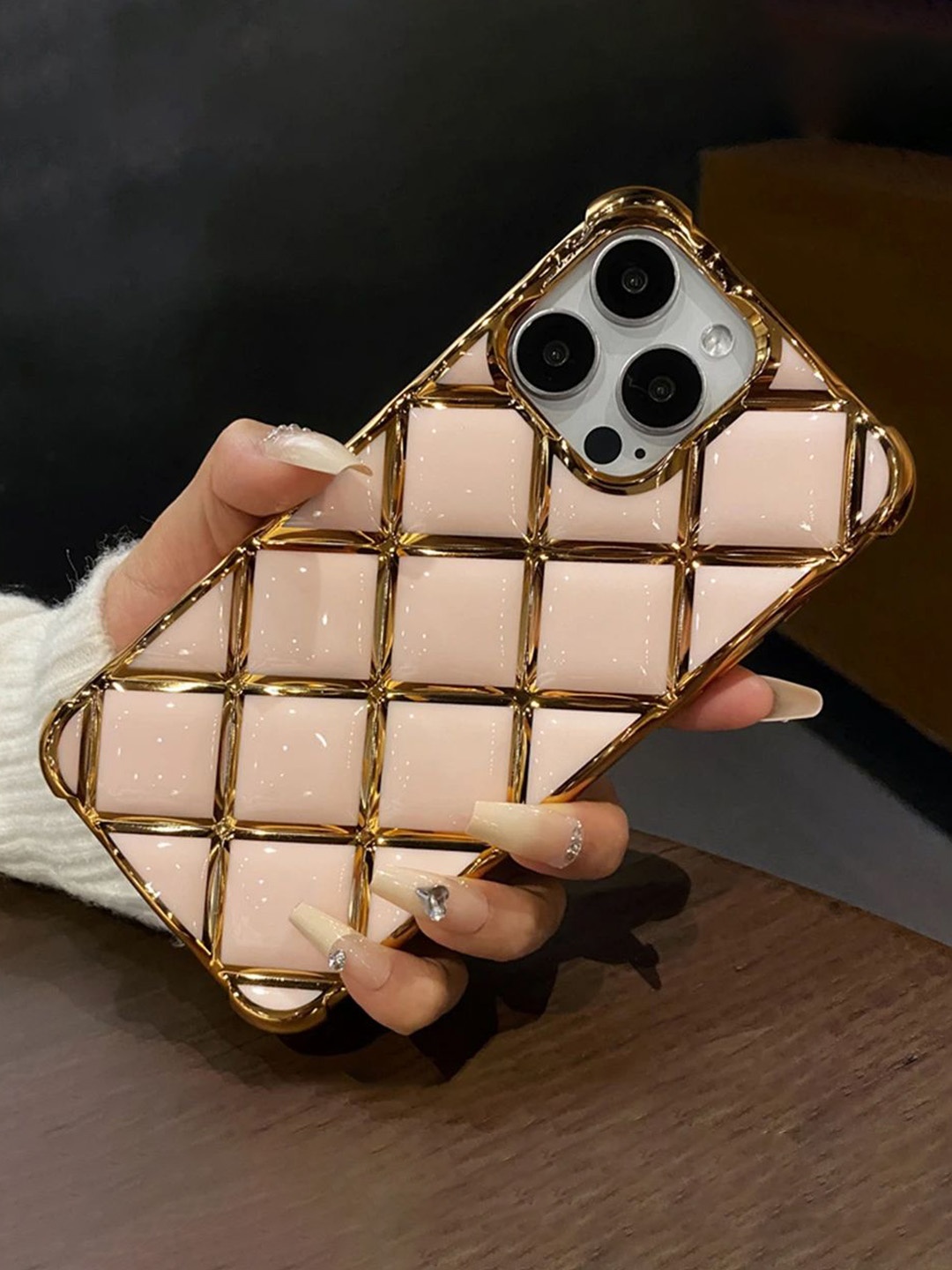 

Luxury Kase LK152 Plating Diamond Lattice Grid iPhone 15 Pro Max Back Case, Gold