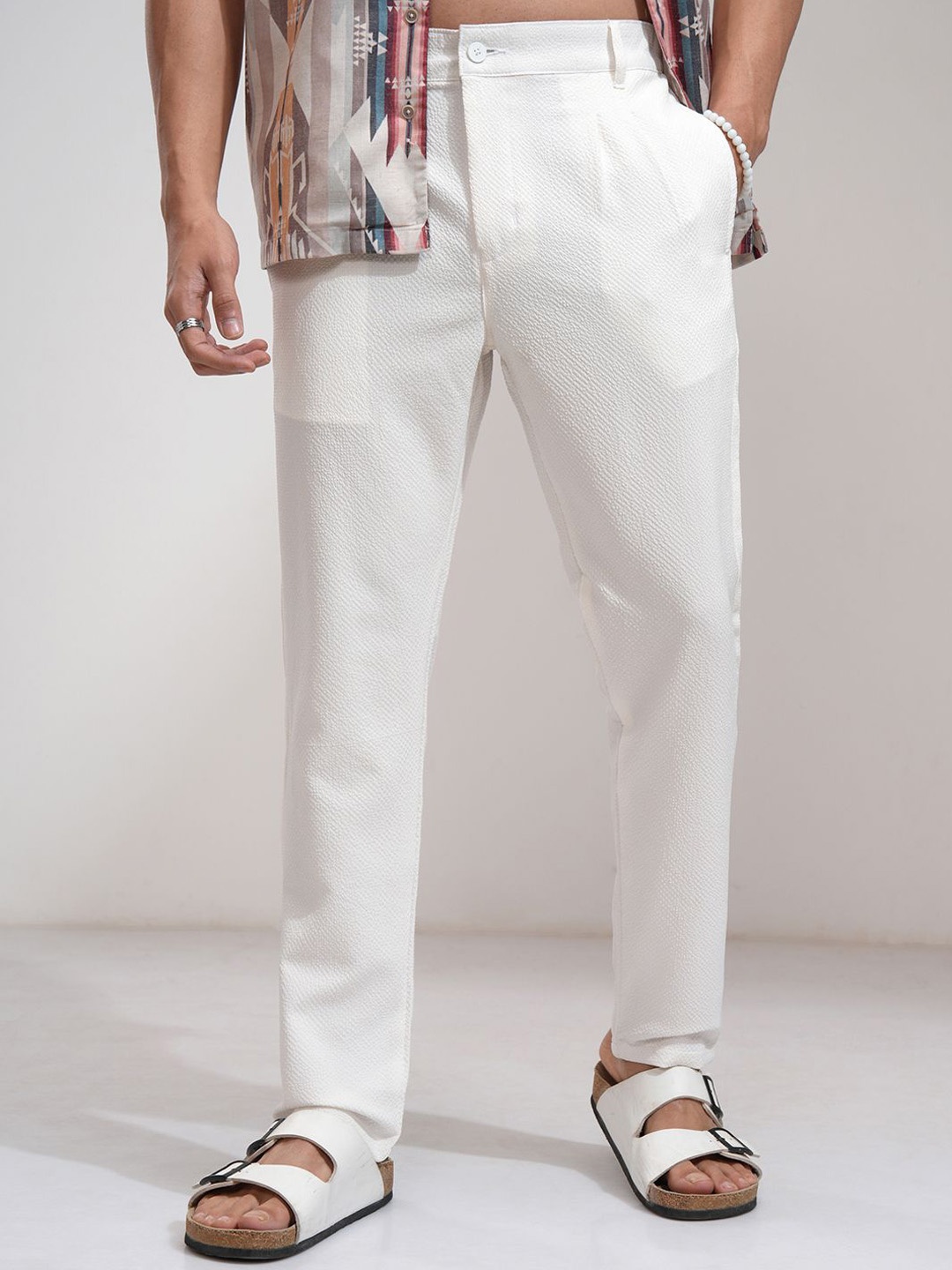 

HIGHLANDER Men Trousers, White