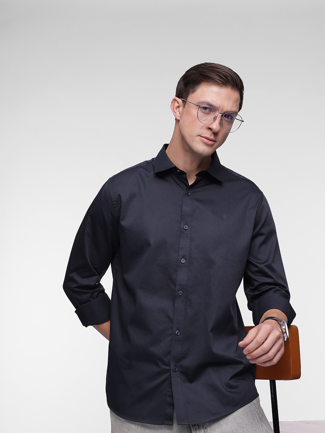 

French Connection Men Slim Fit Pure Cotton Casual Shirt, Navy blue