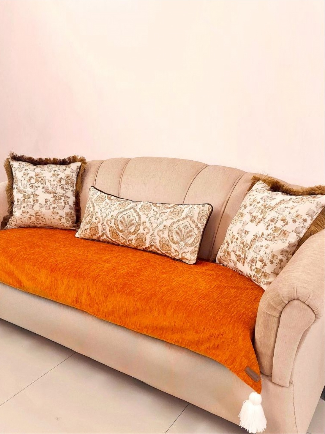 

THROWPILLOW Orange & White 2-Seater Sofa Cover With Corner Tassels